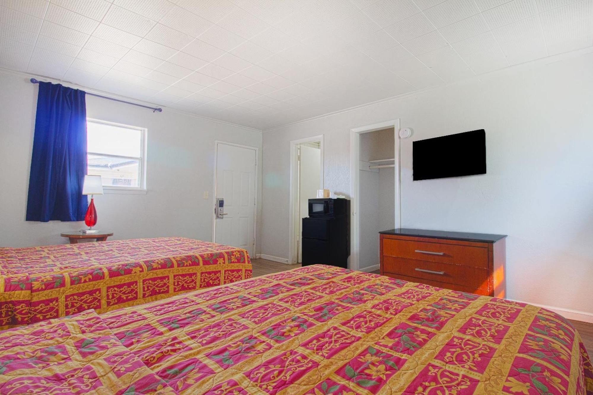 Oyo Hotel Mcalester Ok S Main St מראה חיצוני תמונה